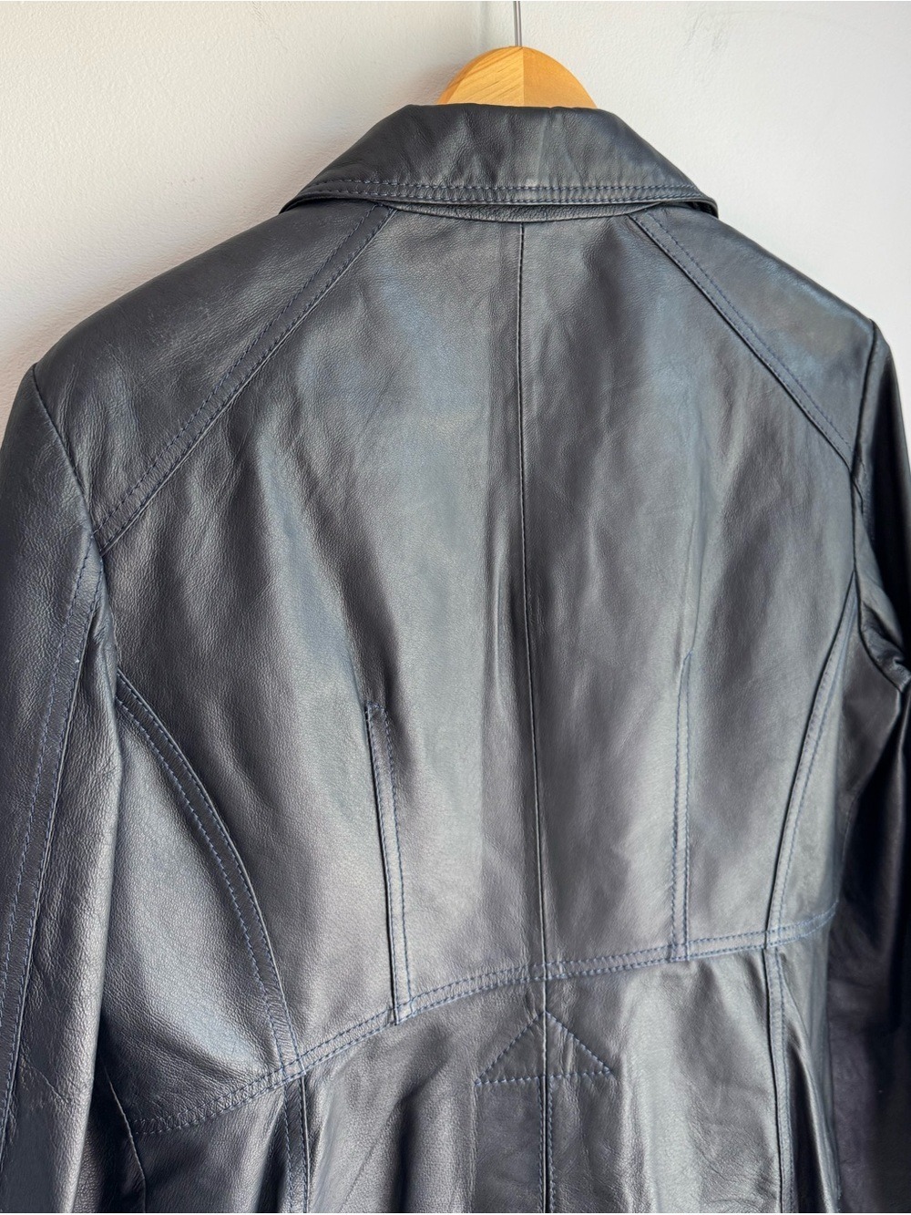 Danier Slate Blue Leather Jacket M Button Front Blazer Coat Fall Navy Y2K Classy - Picture 8 of 13